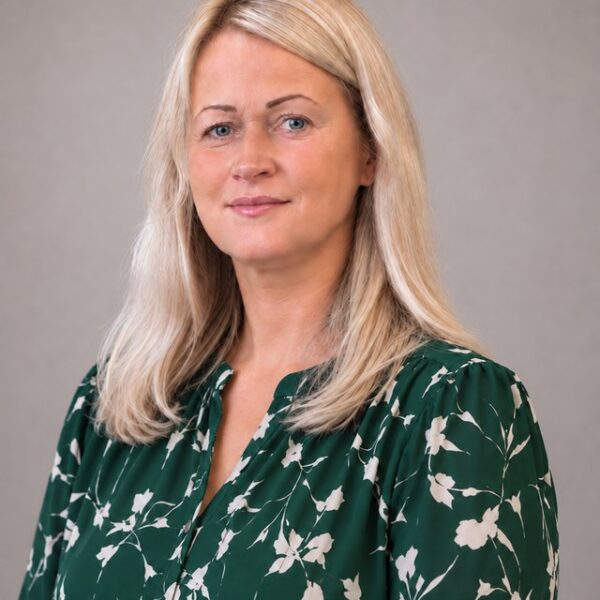 Liene Millere — Mazozolu skolas vadītāja